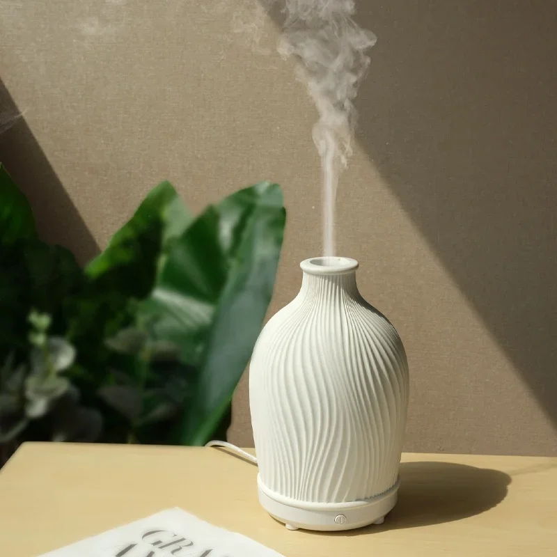 Ellestfun New Design Best Sell Artistic Warm Lamp  Anti-corrosion PP Diffuser Oil Humidifier