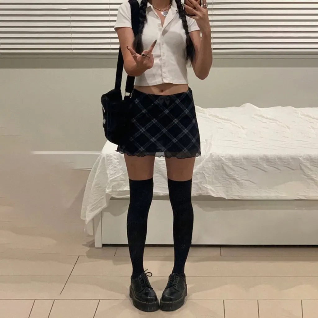 

Retro Spicy Girl Double-Layer Wooden Ear Skirt Black White Plaid Mesh with Black Bow Decorative Stitching Women's Half Skirt