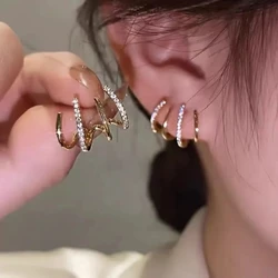 Silver Color Claws Stud Earrings With Shiny Crystal Stone Modern Design Fashion Versatile Accessories Women