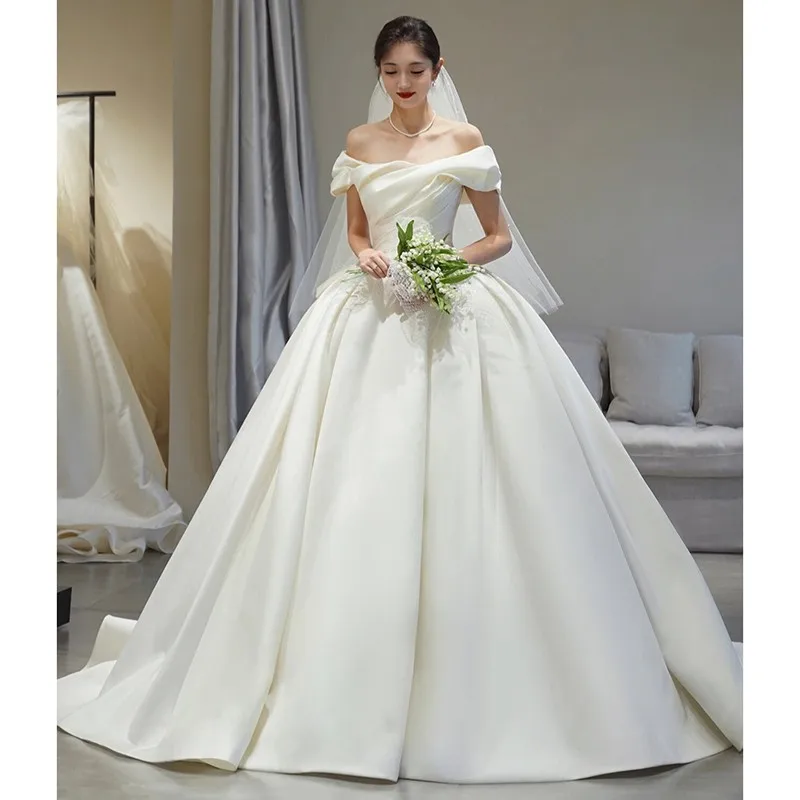 ปิดไหล่ชุดแต่งงาน High-end ซาติน Ball Gown ชุดแต่งงานที่เรียบง่าย Elegant Wedding Party Dresses Customized