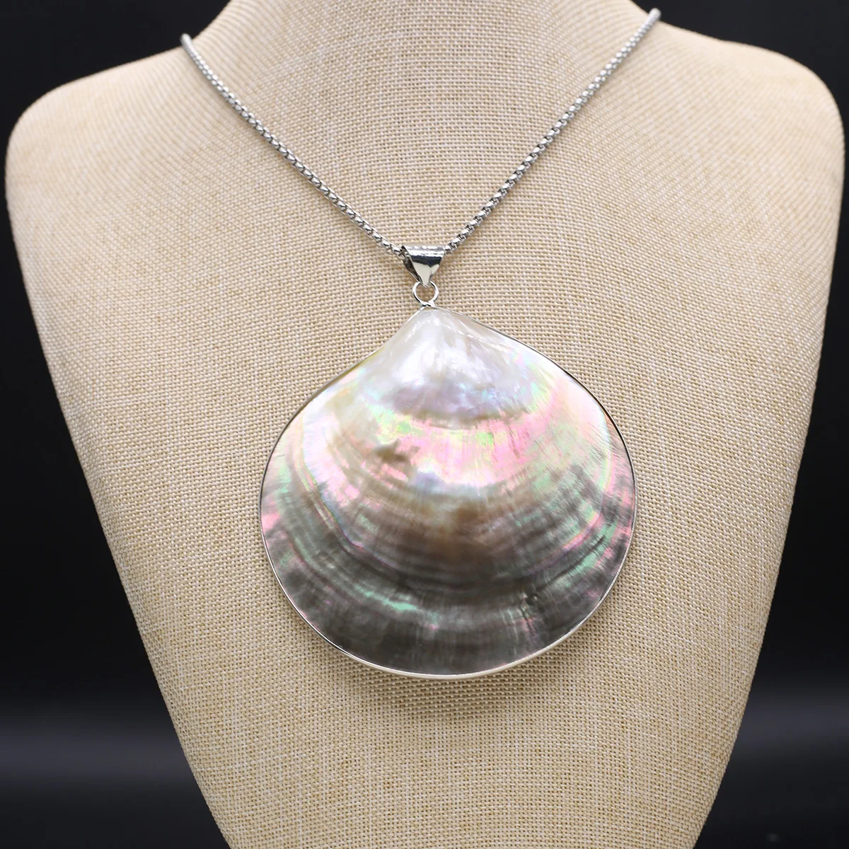 Fan shaped 75-80mm pendant Natural Freshwater Shell Necklace Pendant Mother of Pearl Pendant Necklace for Women Jewelry charms