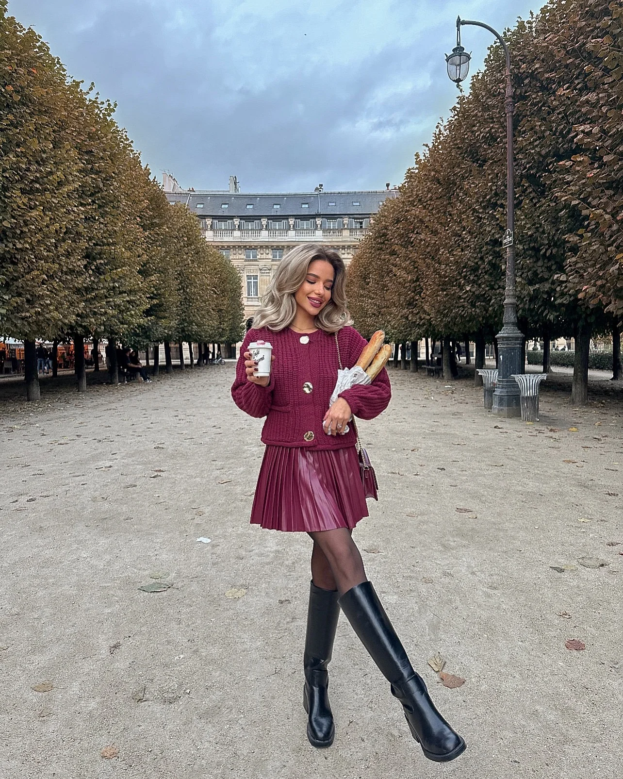 TRAFZA 2024 Weibliche Casual Strickjacke Pullover Mantel 2 Taschen Weinrot Solide Metall Knopf Gestrickte Pullover Frau Herbst Trends Straße