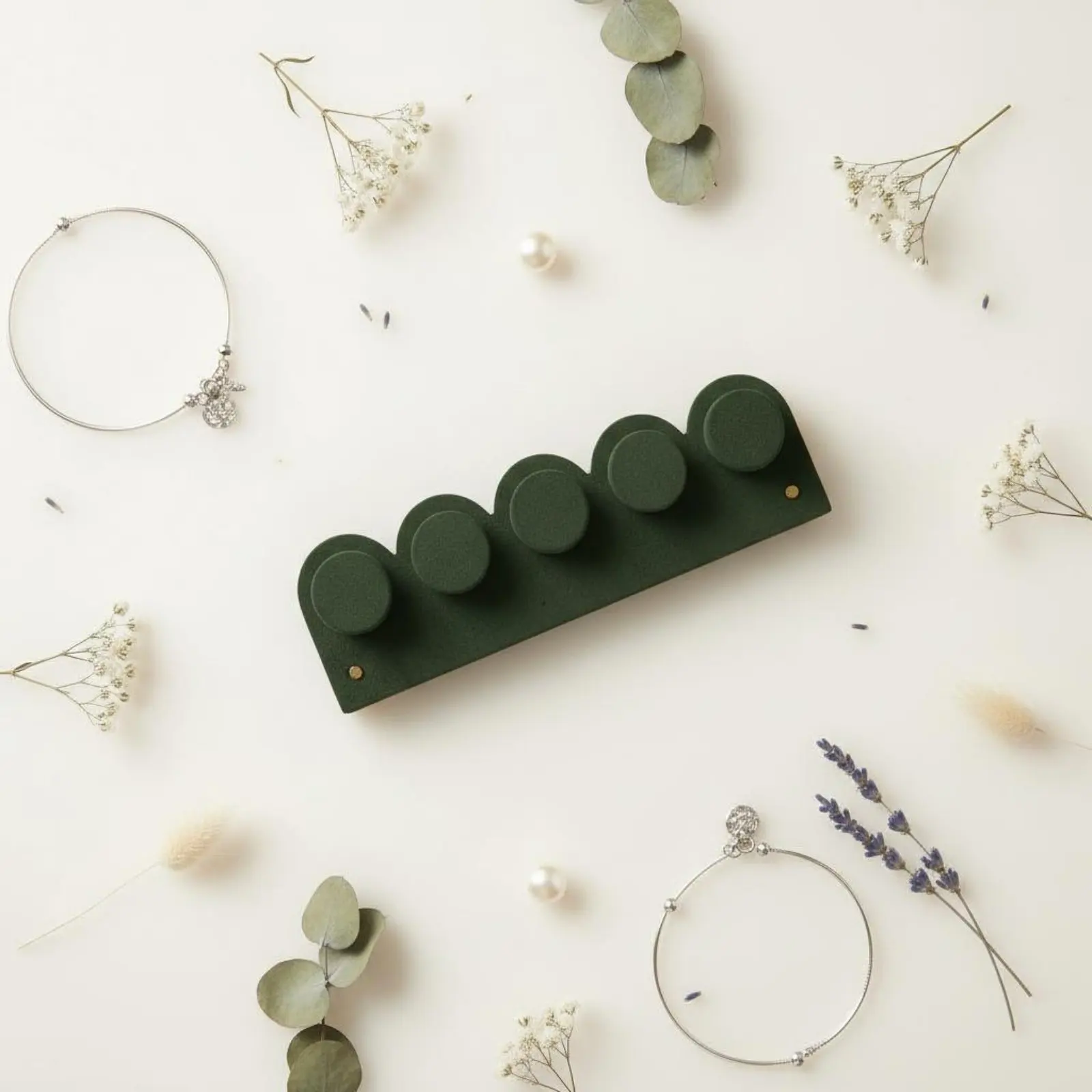 plush-jewelry-display-rack-multi-functional-plush-jewelry-rack-5-compartment-bracelet-display-stand-for-photography-prop