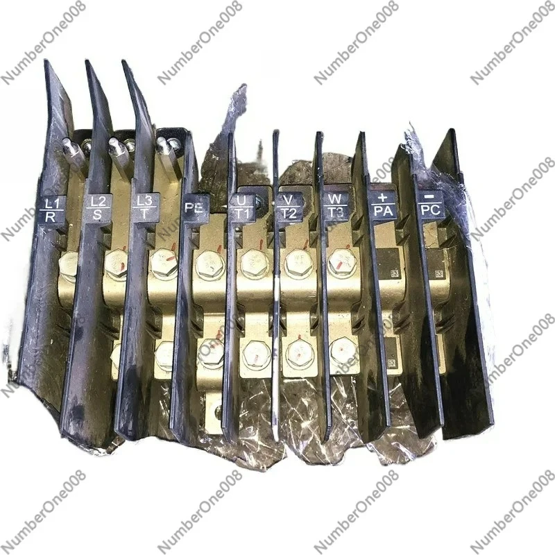 

Клеммная колодка для инвертора, совместимая с сериями ATV610-630-930 110-132-160 кВт, винтовой клеммный разъем для частотных преобразователей