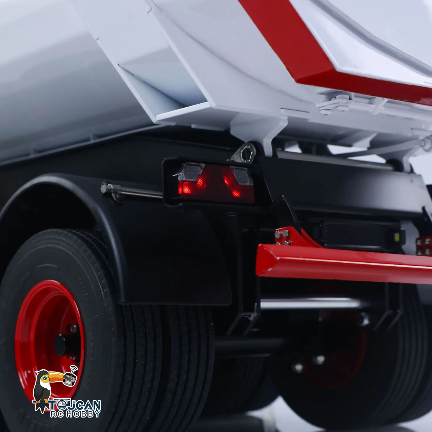 

LESU Metal 3Axles 1/14 Hydraulic Dump Semi-Trailer U Shaped Bucket for DIY TAMIYA Radio Control Tractor Truck Light System Model