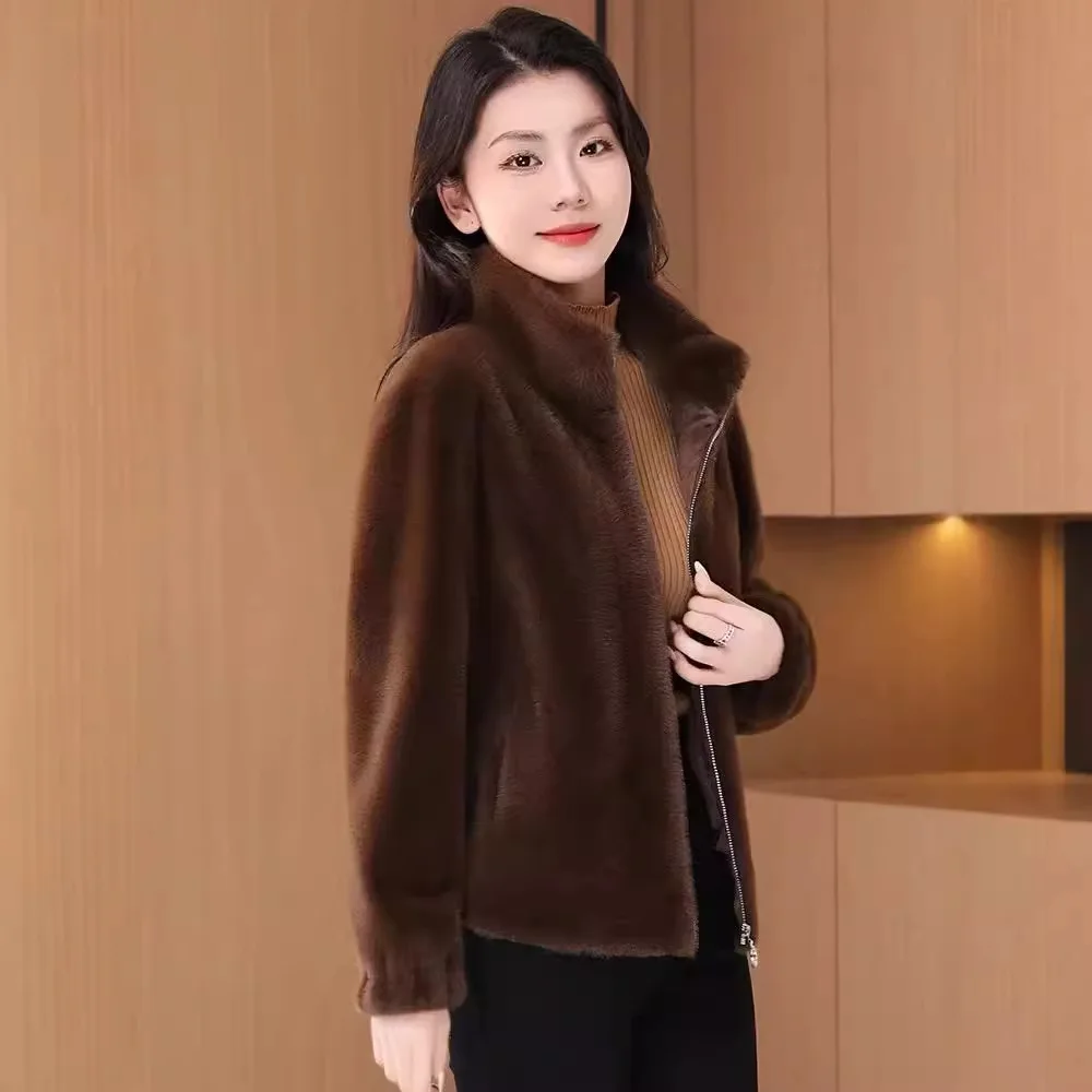 Haining fur imitates mink fur, environmentally friendly fur coat, fur integrated, autumn and winter new fashion short style,