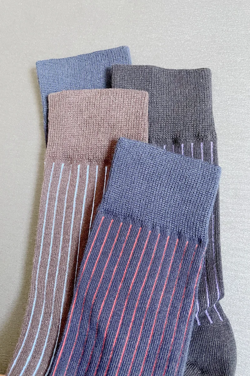 Mans Socks Combed Cotton Business Good Quality Large Size EU 40,41,42,43 Colorful Striped Breathable Husbands Father Socks Purpl