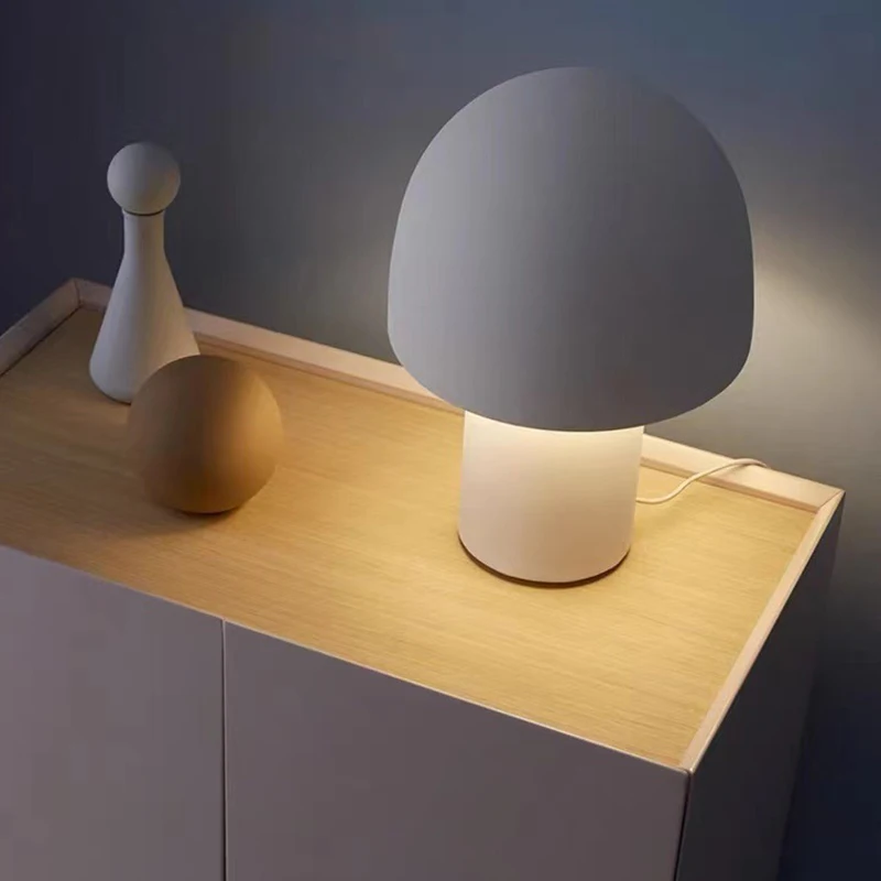 Lampada da scrivania in stile nordico soggiorno atmosfera decorazione camera da letto comodino per bambini fungo candeeiro lamparas lampada da tavolo