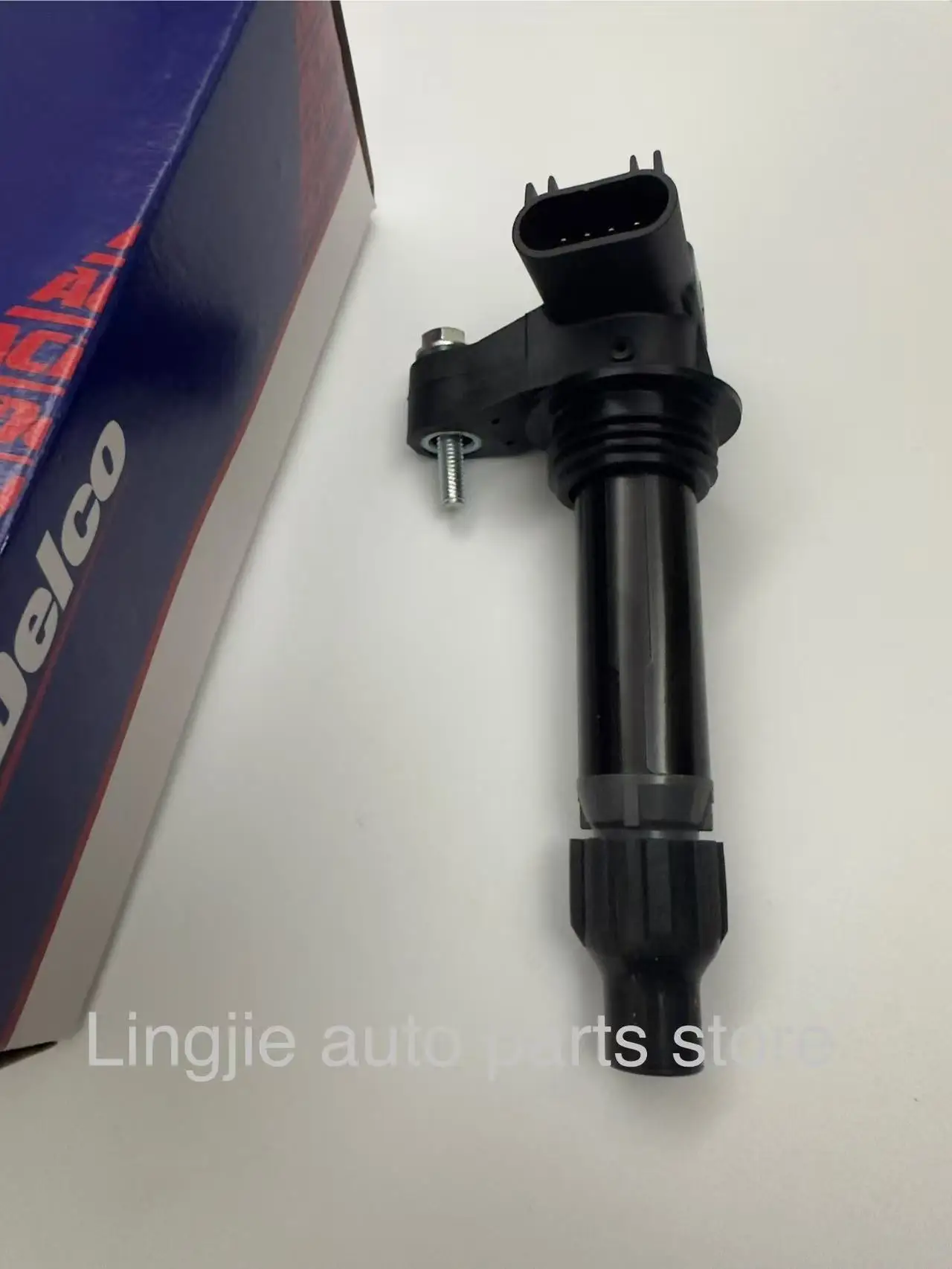 

The ignition coil 12632479 is suitable for Cadillac SRX, Chevrolet Camaro, Captiva, Buick GL8, LaCrosse, Enclave as well as GMC