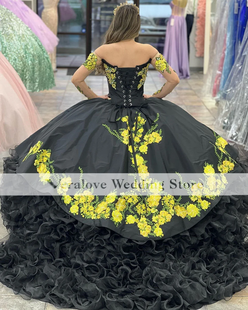 2023 Black Ball Gown Sweet 16 Quinceanera Dresses Off Shoulder Ruffle Crystal Embroidery Lace Mexican Vestidos De 15 Party Wear