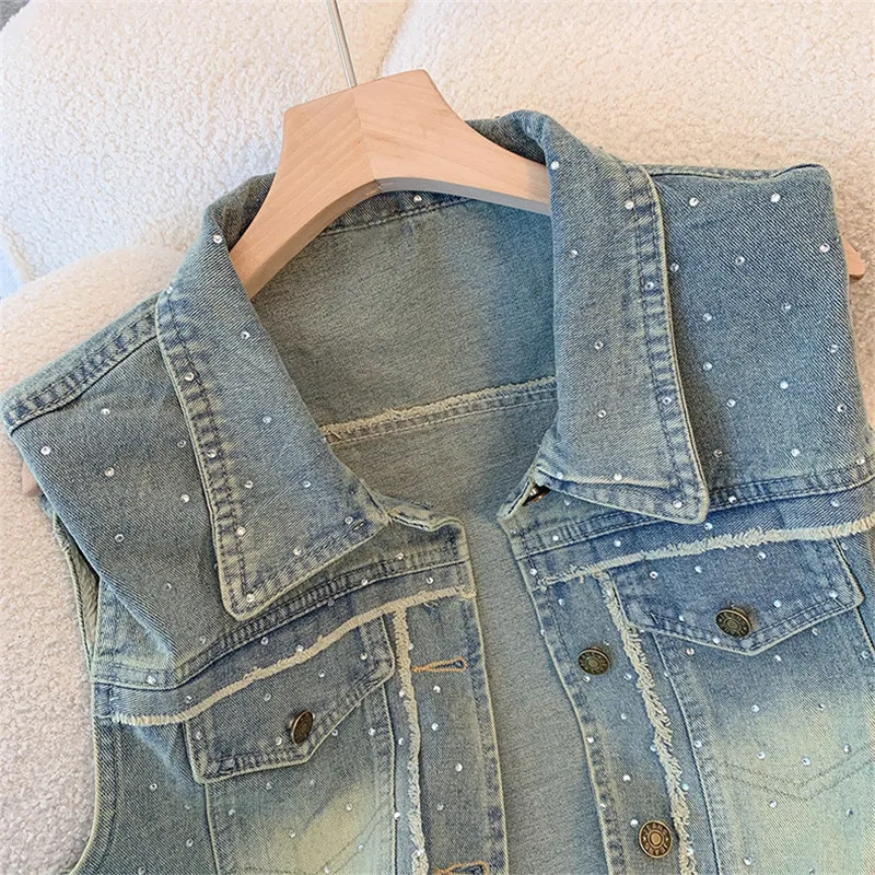 2024 Summer Women New Frayed Burrs Diamond Short Cowboy Waistcoat Light Blue Slim Lapel Sleeveless Denim Vest Female Basic Coat