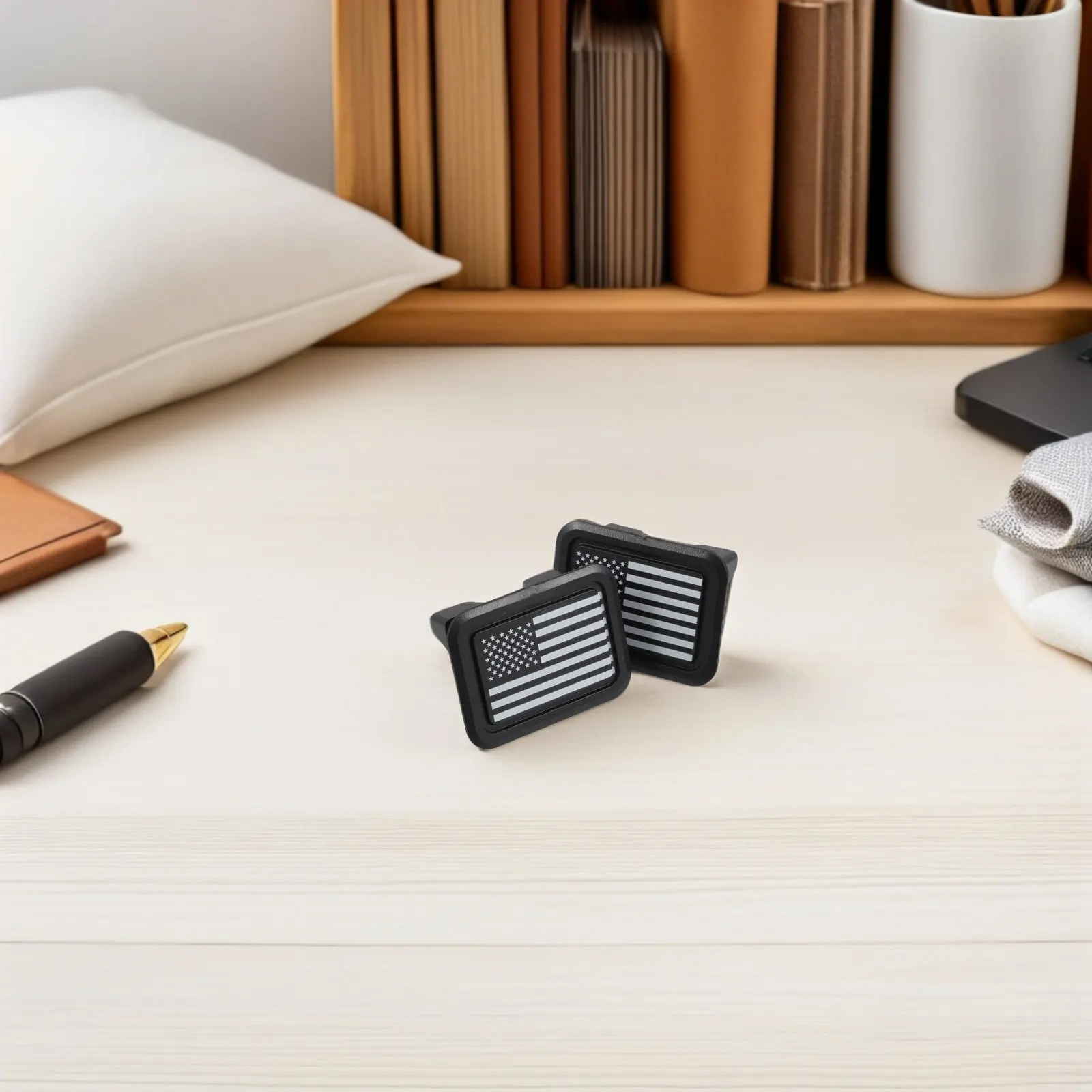 

4Pcs RAM 1500 2500 Rear Bed Rail Stake Pocket Covers 2019-2021 ABS Plastic Plug Caps for Bed Holes DIY Quick Fit Debris