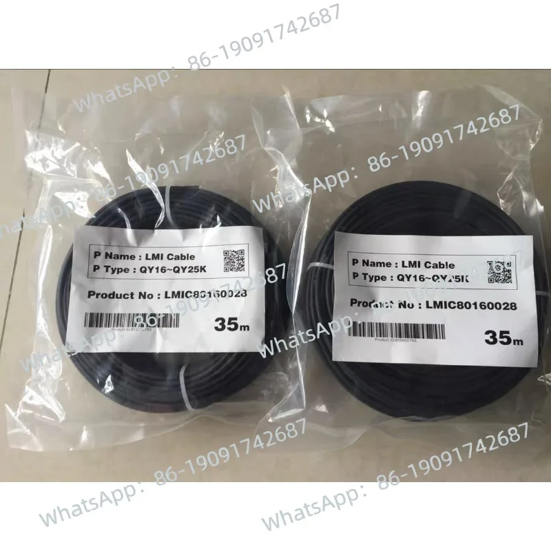 cable-d'ordinateur-de-grue-mesure-de-la-longueur-du-bras-donnees-informatiques-blinde-et-ordinateur