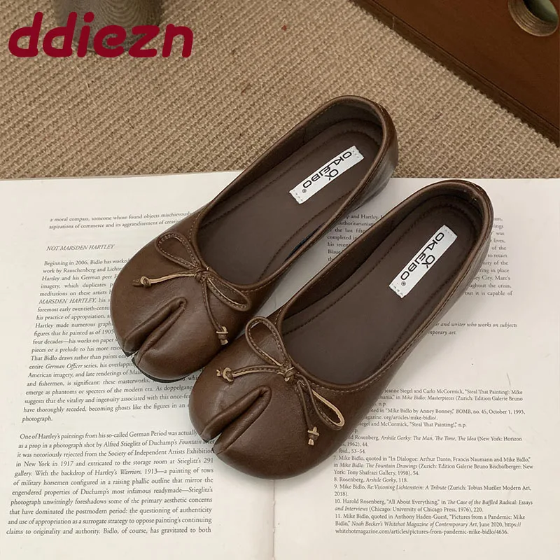 

Мода 2025 года, женская обувь на плоской подошве с необычным носком, женская обувь без шнуровки на плоской подошве с узлом-бабочкой, увеличивающая рост