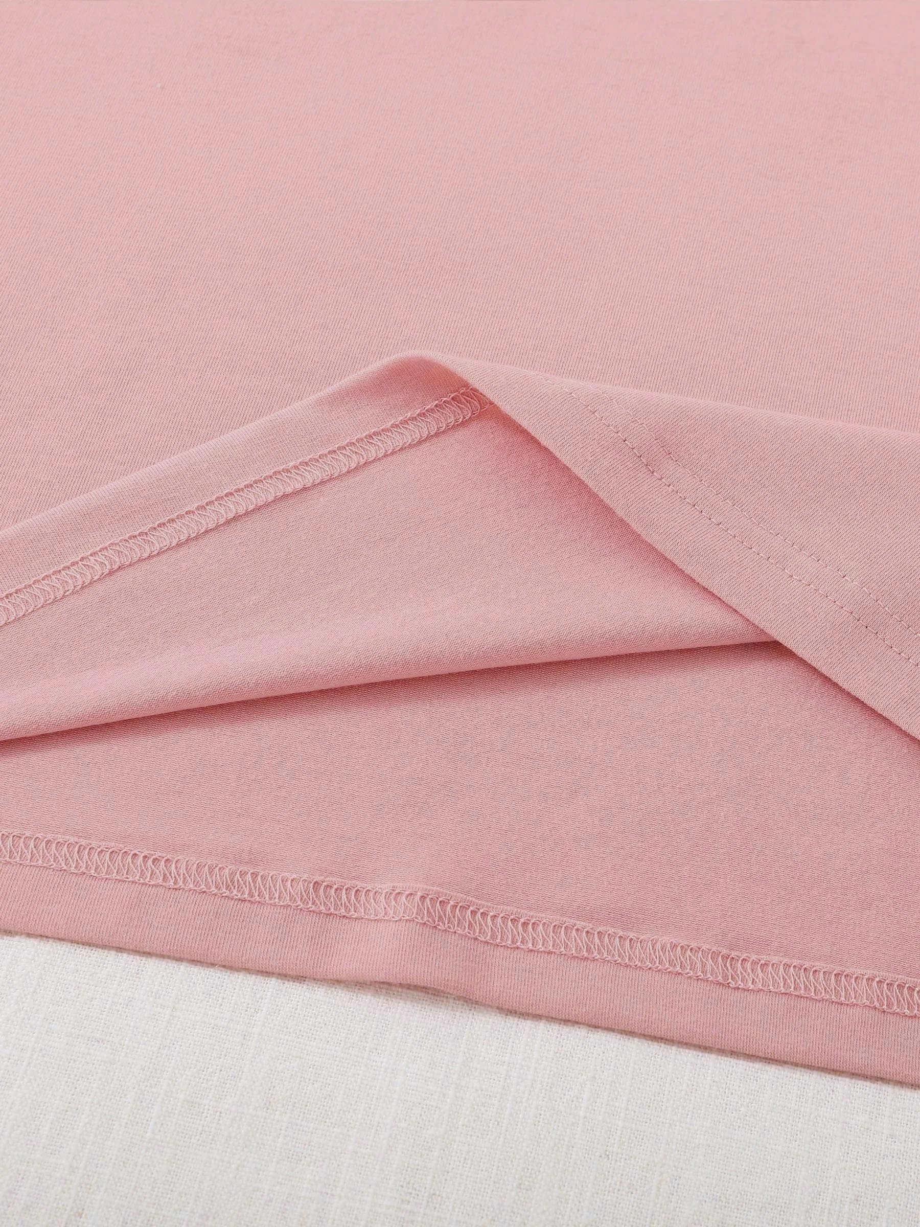 تي شيرت نسائي بأكمام قصيرة ورقبة دائرية مقاس كبير مع طباعة حروف K ناعم ومسامي أنيق للربيع والصيف