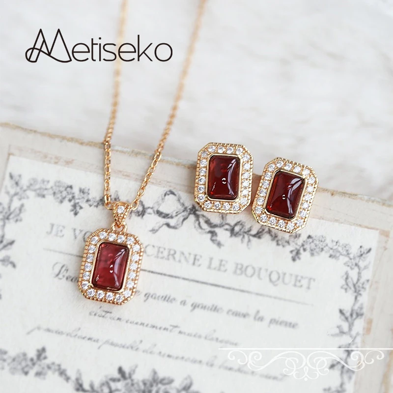 

Metiseko Natural Red Agate 925 Sterling Silver Chain Necklace Retro Square Agate Pendant Necklace for Women Gift