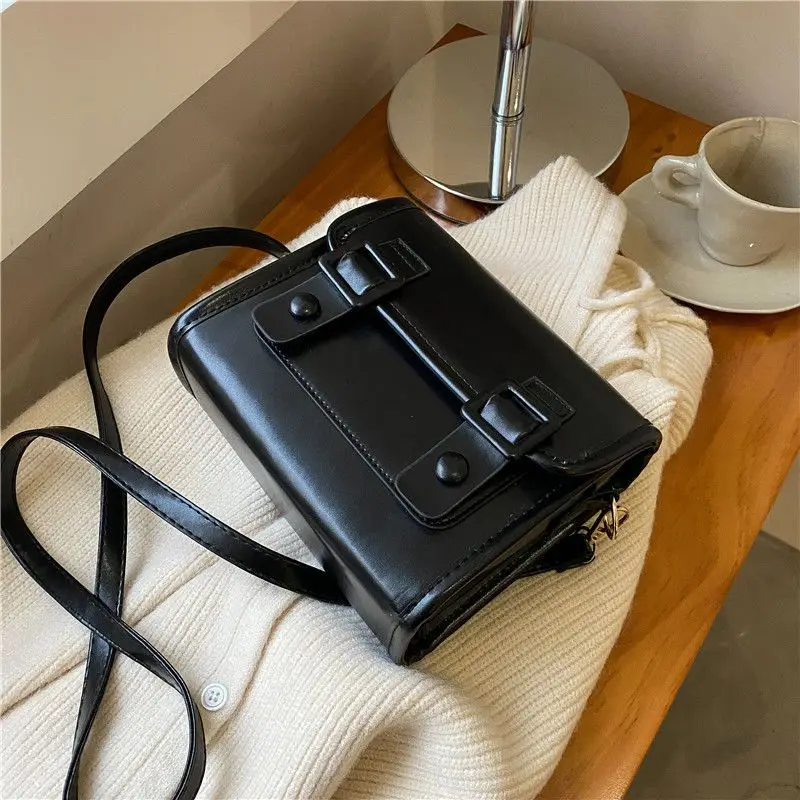 New Flap Bags Women Crossbody Bag Simple Casual Cambridge Bag Small Square Bag Clutch Purses and Handbags Shoulder Messenger Bag