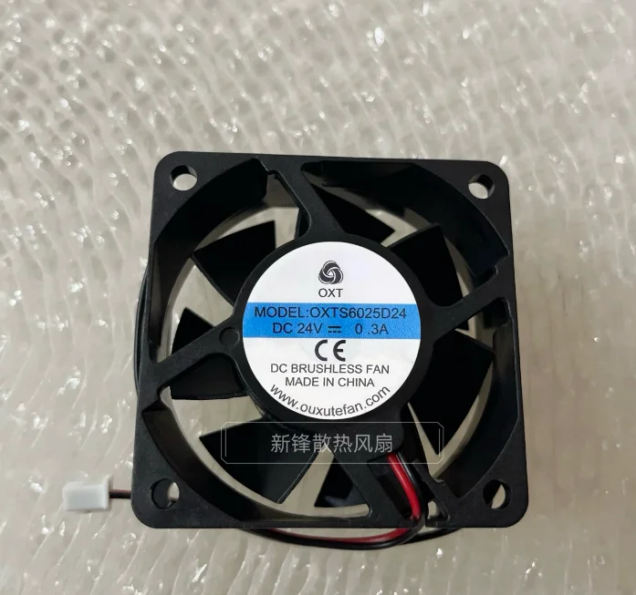 

OXT OXTS6025D24 DC 24 В 0,3 А 60x60x25 мм 2-проводной охлаждающий вентилятор для сервера