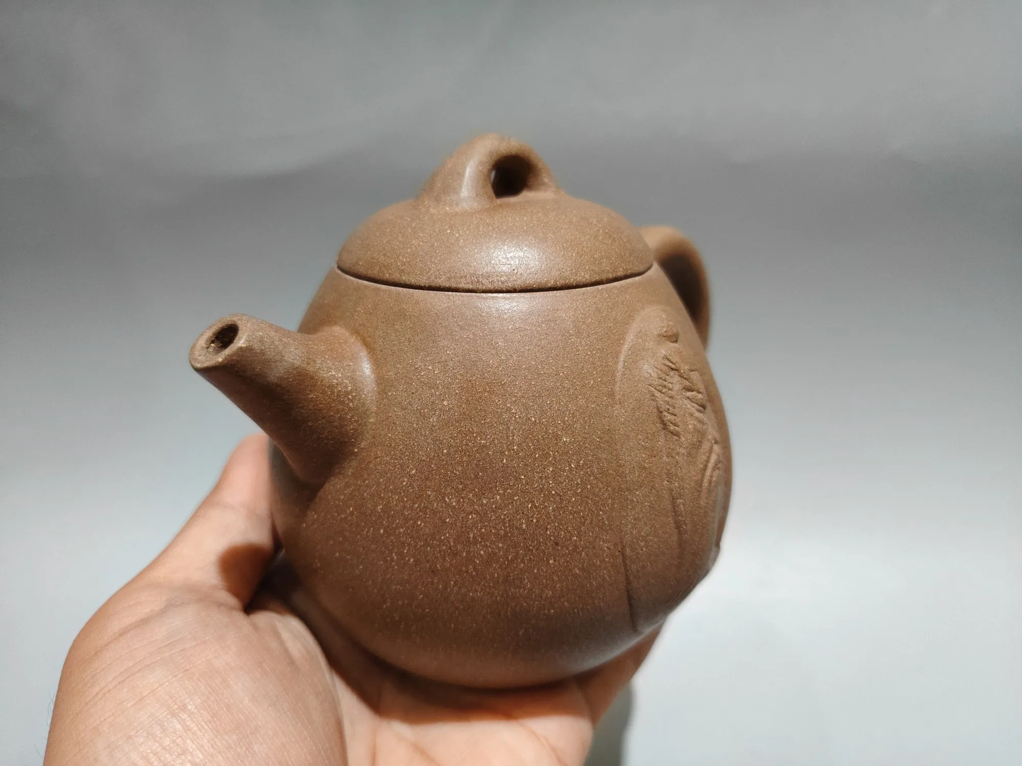Yixing Purple Clay Pot Guan Gong Face Pattern Pot Antique teapot Dragon Dan Pot Teapot Kettle Amass wealth Ornaments