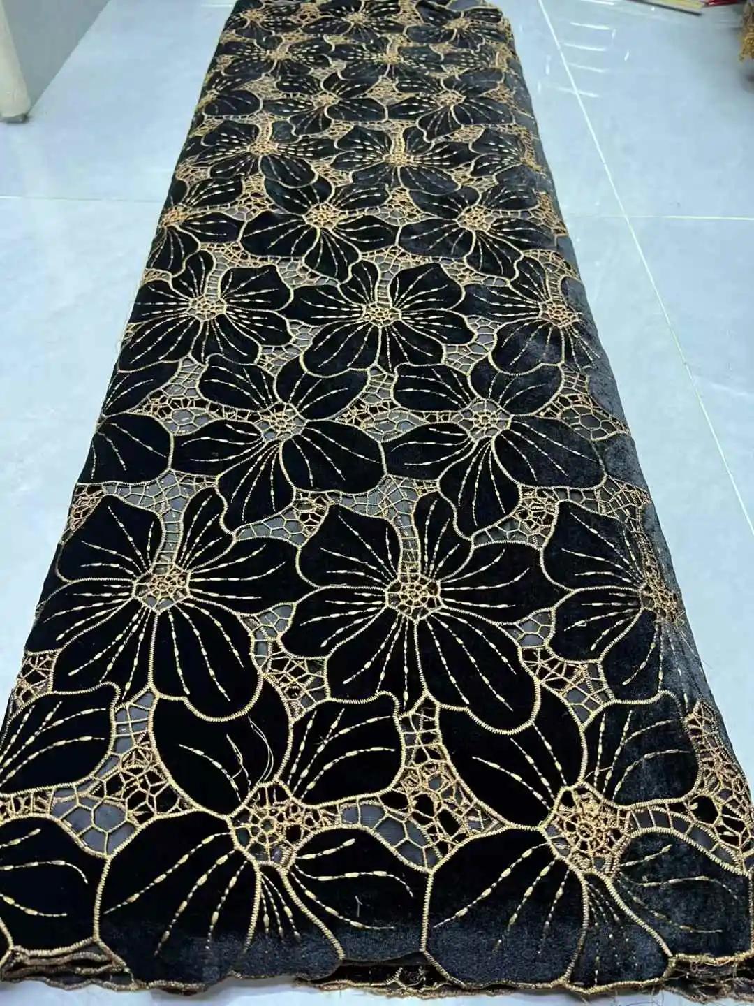 Tessuto di pizzo di velluto nigeriano blu royal di alta qualità 5 metri di paillettes abito da sposa africano materiale per cucito da donna