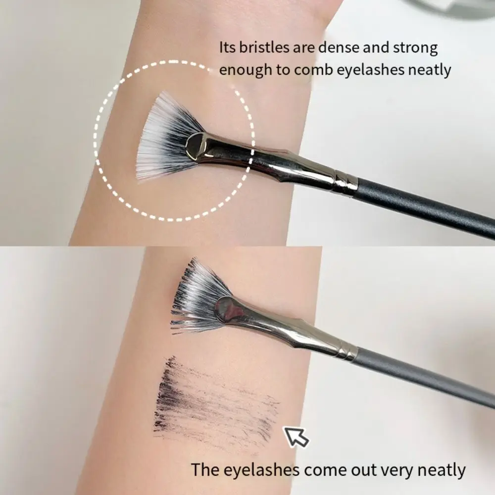 Pennello per trucco Pennello per ciglia angolato a forma di ventaglio Pennello per mascara professionale fine Pennello per ventaglio con manico in legno chiaramente radicato Bellezza