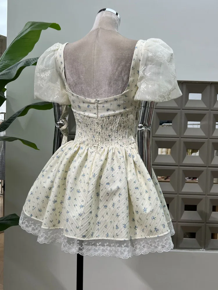 فستان DFDG نسائي فرنسي مزين بالزهور وأكمام منتفخة وأزرار أمامية على شكل حرف a للربيع والصيف والحفلات المسائية اليومية