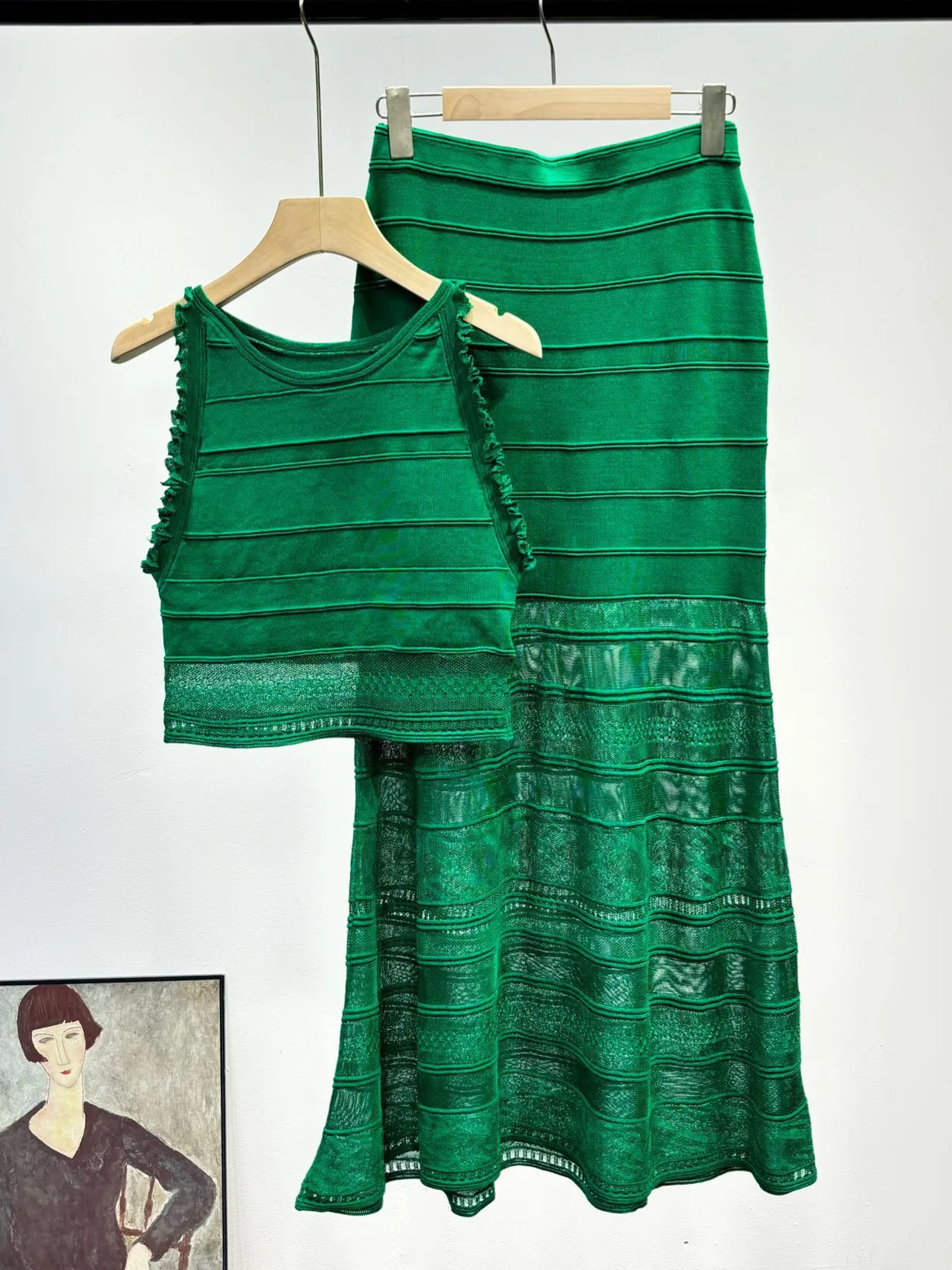 2025 Summer New High-Luxury Ruffled Knit Vest + Midi Skirt for Women