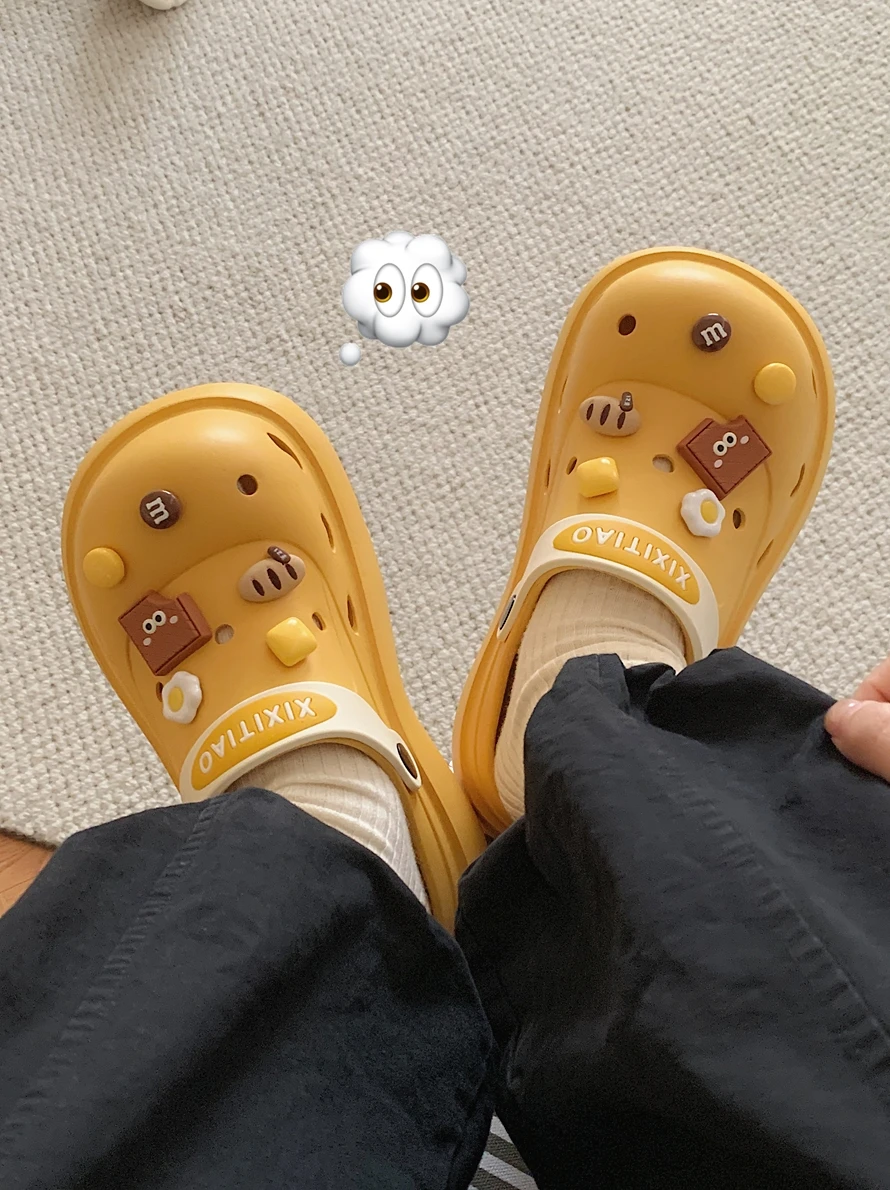 Thick Sole Garden Shoes DIY Cookie Hole Shoes For Women's Slippers Summer Outwear Sandals Versatile Soft Anti Slip Slippers