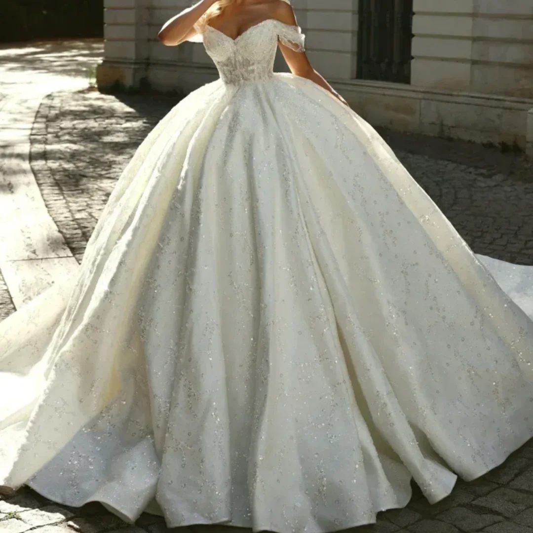 

Vintage Bridal Ball Gown Off Shoulder Sequins Sleeveless Wedding Dresses Sweep Train Bride Gowns 2025 Customized