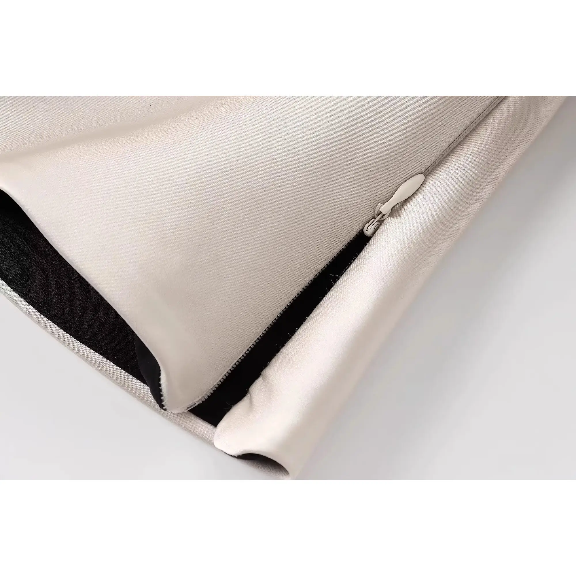Fashionable Silk Satin Women's Top with  Knot New Spring Summer Elegant Quality Polyester Fiber Hanging Neck Style