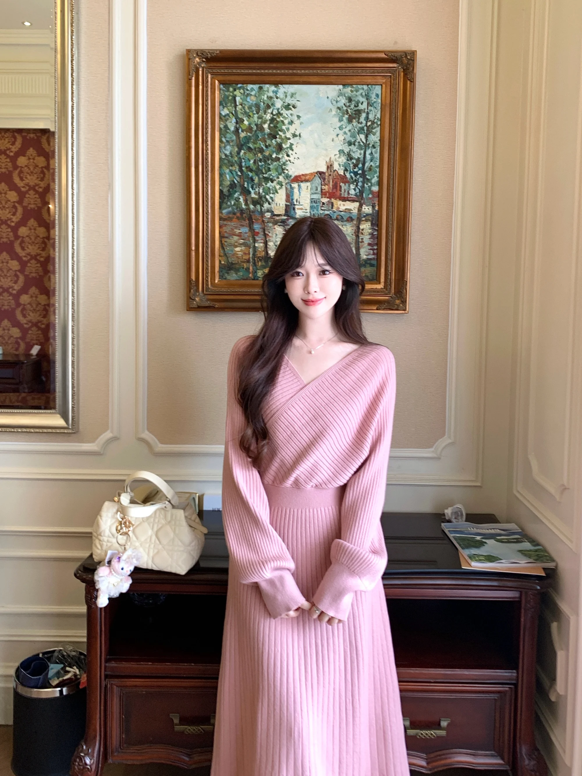 

Muse Soft Pink Knitted Midi Dr Waist Cinched V-Ne High Waist Elastic Knit Long Sve Women's Casual Faion Dr