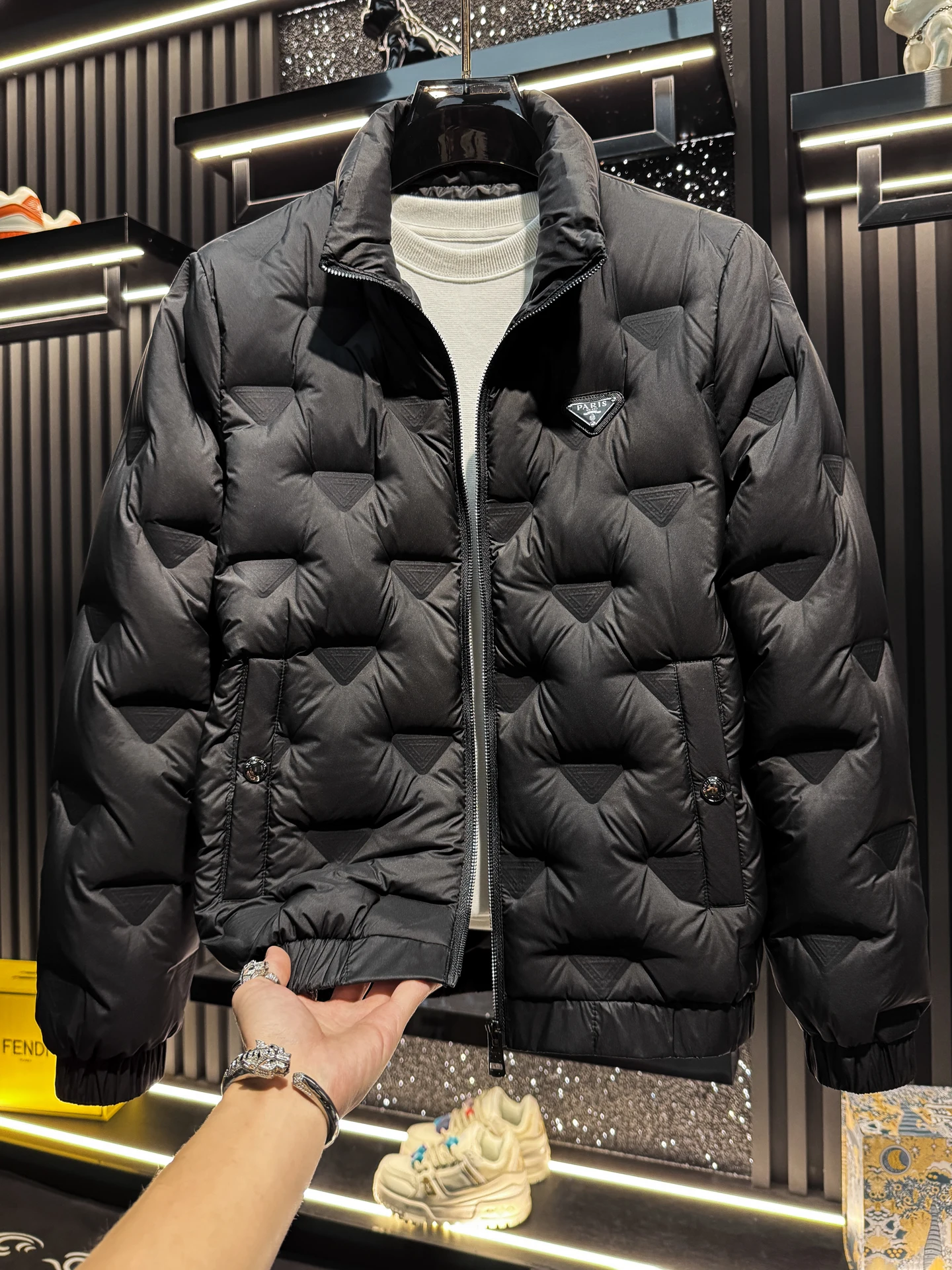 

Зимняя мужская пуховая куртка с цветочным узором, стеганая, с воротником-стойкой, теплая, с ромбовидным узором, из полиэфирного волокна