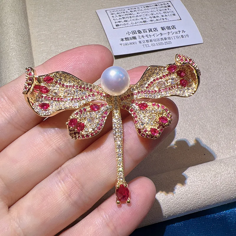 DIYAccessories Dragonfly Breastpin Women Luxury Temperament and Fully-Jewelled Inlaid Red Corundum Zircon Pin Pearl Corsage Eard