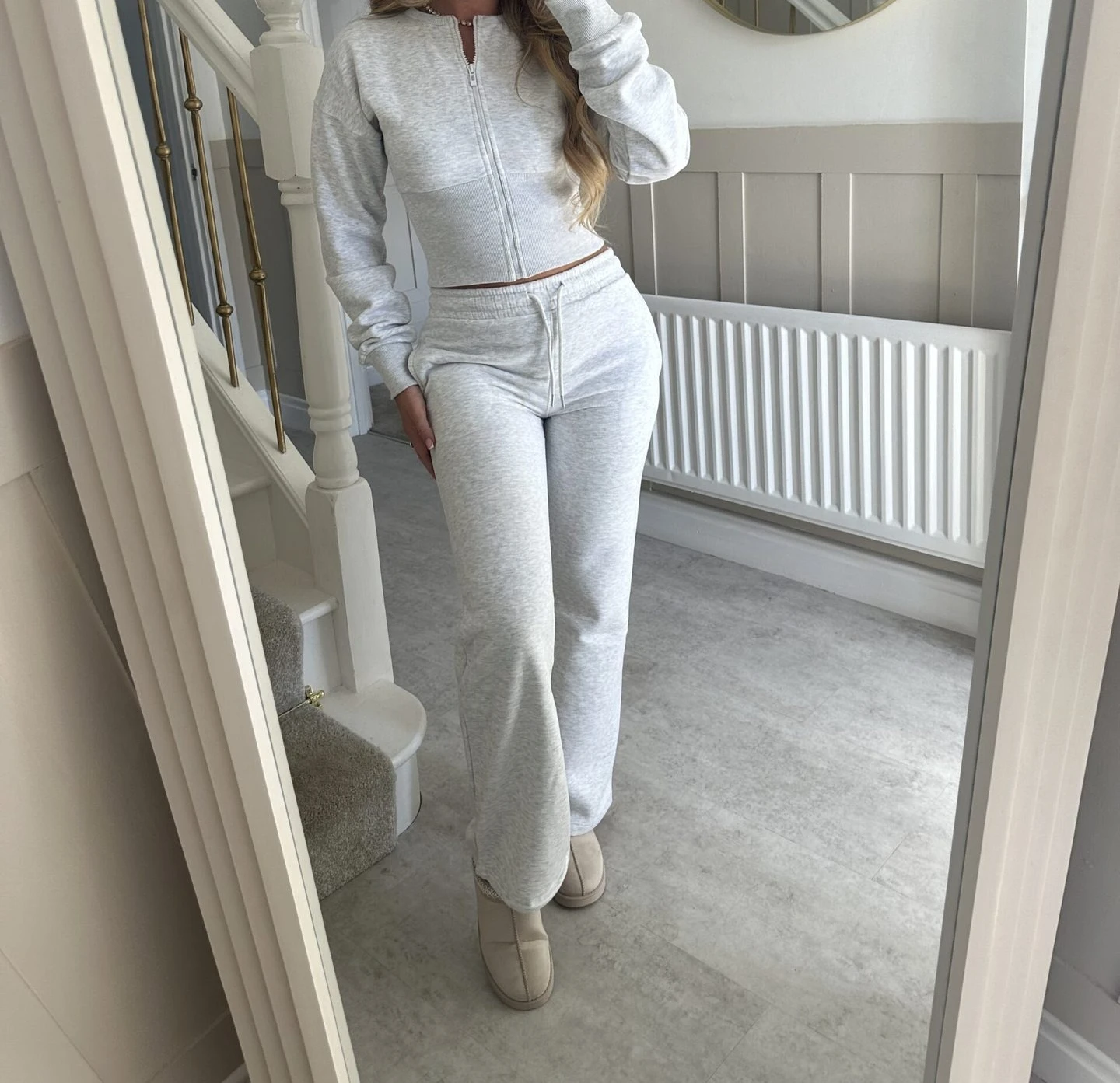 

2025 Women's Autumn and Winter New Fashion Casual Suit Solid Color Zipper Cardigan Straight Leg Pants Set