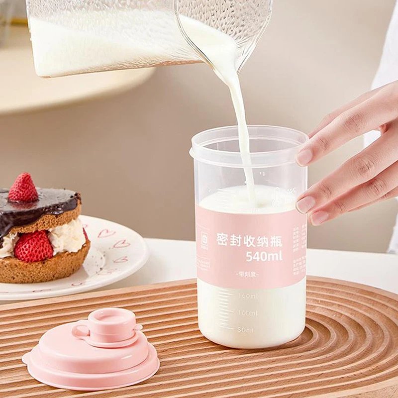 【HG】1/3pcs Clear Plastic Bottles Graduated Cup With Lids Milk And Other Beverage,Restaurant Camping Partydrinkware Accessories
