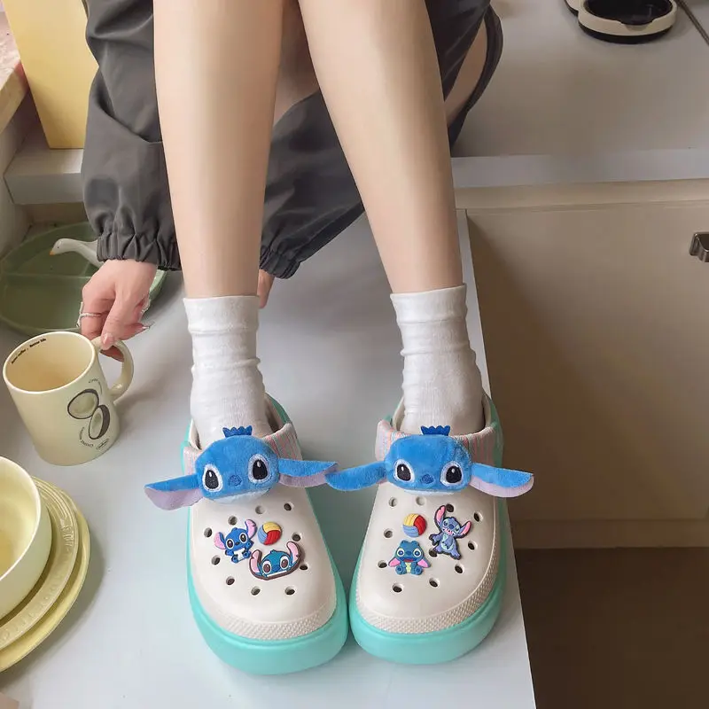 

Disney Cartoon Stitch Thick Bottom Hole Shoes Women Summer Anti Slip Breathable Beach Shoes Korean Style Versatile New Slippers