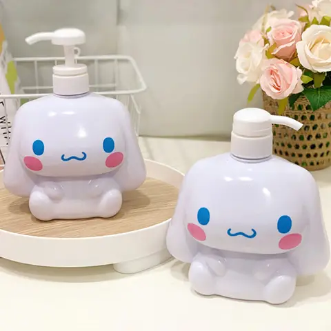 Sanrio Hello Kitty Sanitizer Pressflaska Cinnamoroll Melody Kuromi Tecknad KT Kattmodell Duschgel Refill Pressflaskor Gåvor 10 best sales bambam plysch - №4
