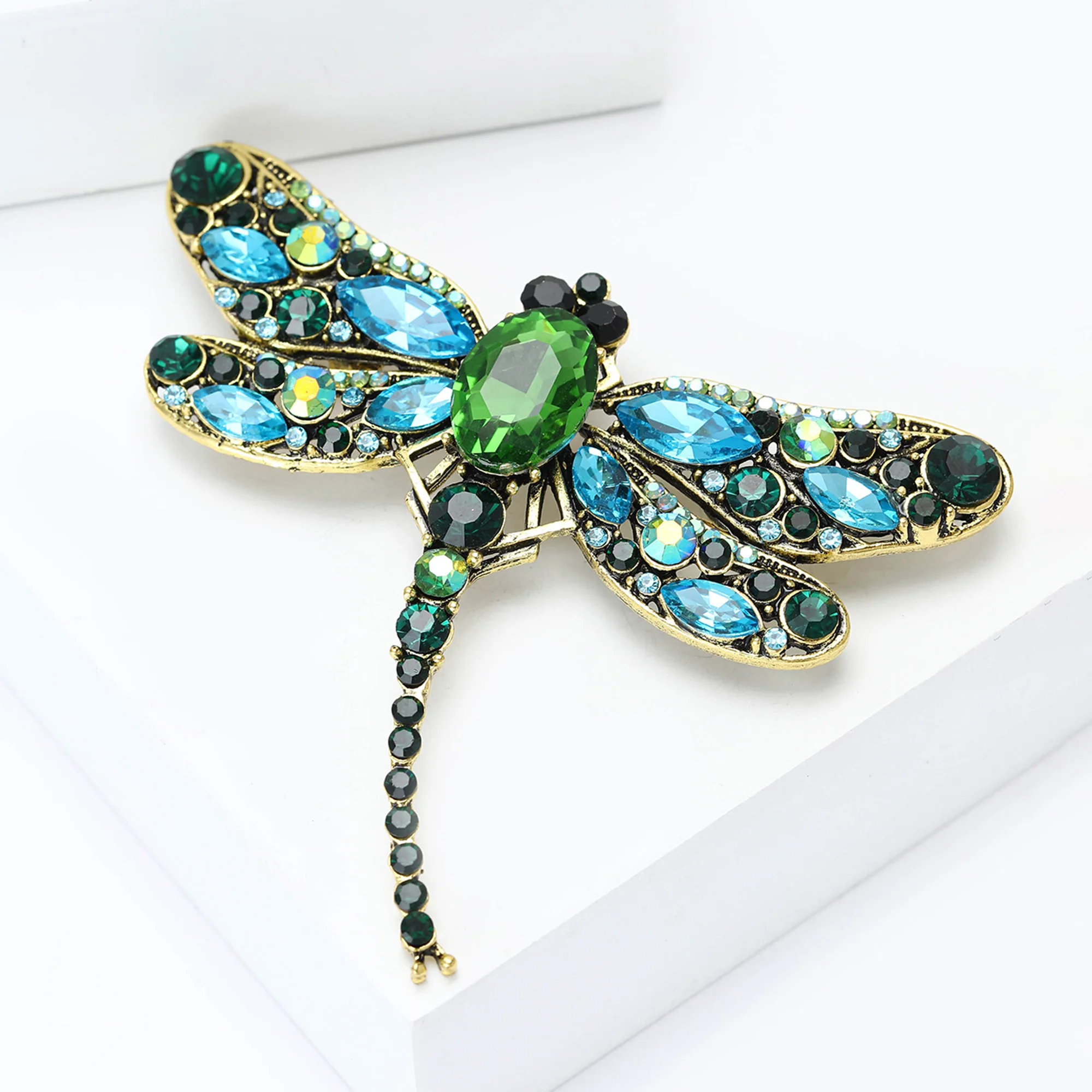 

Beaut&Berry Luxury Rhinestone Dragonfly Brooches for Women Insect Pins Casual Party Accessories New Gifts Friends Decoration