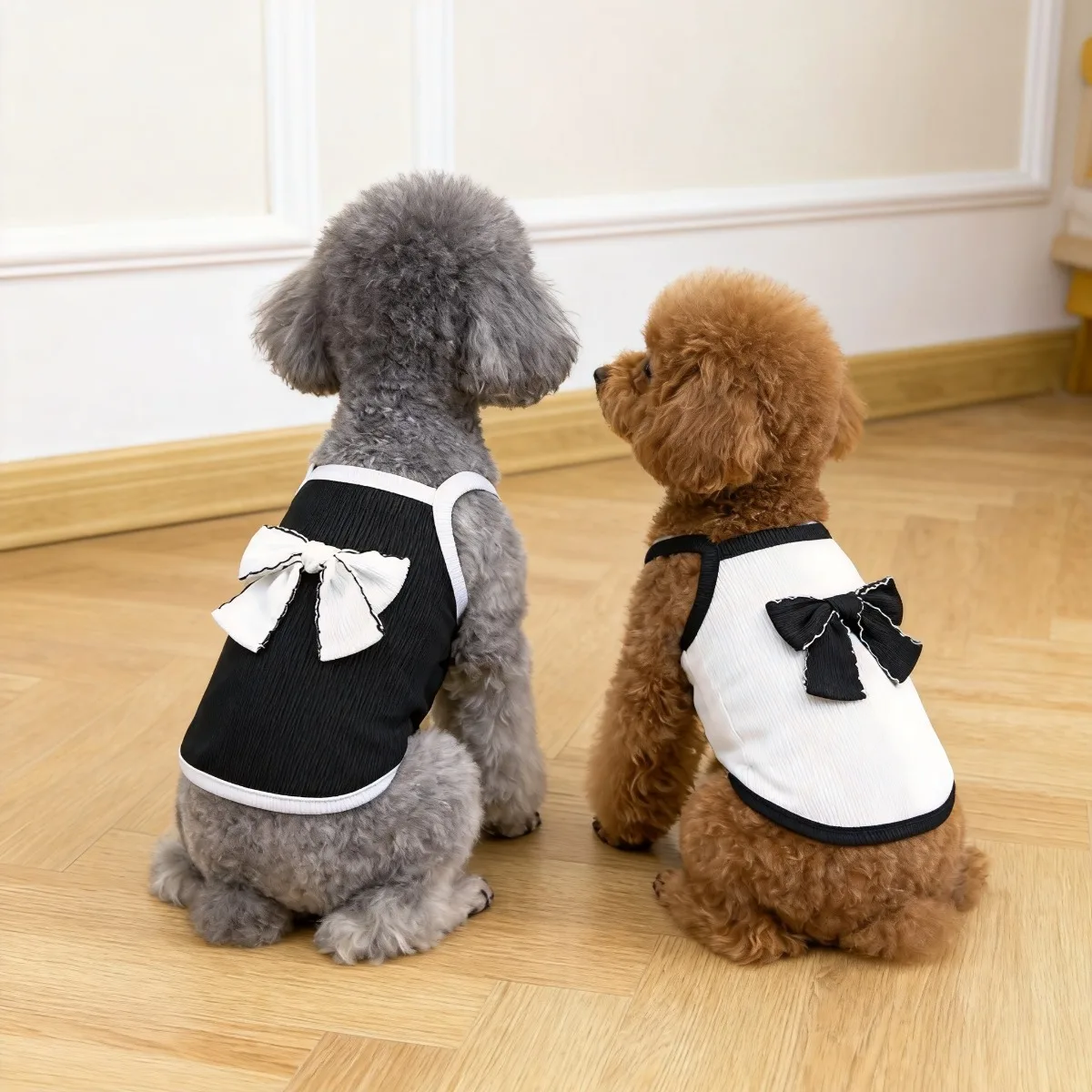 1 Stück Haustierkleidung Hundebekleidung Frühling/Sommer Neue Teddy-Hundebekleidung Katzen-Sommerkleidung Dünne Ausführung
