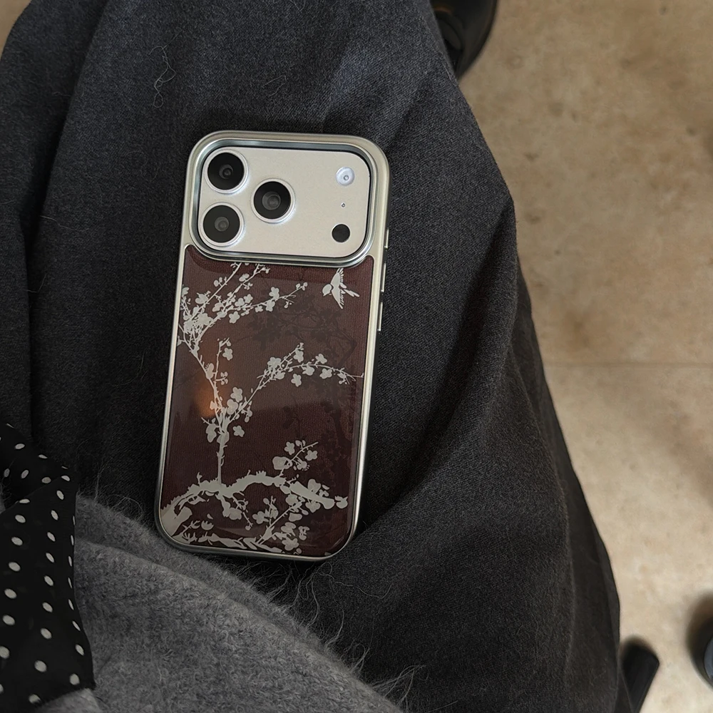 Elegantes Braun mit weißem Blumenmuster, stilvolle Hülle für iPhone 17, 16, 15, 14, 17 Pro Max 13, galvanisierte, stoßfeste Abdeckung mit Tropfenkleber – Detail 11