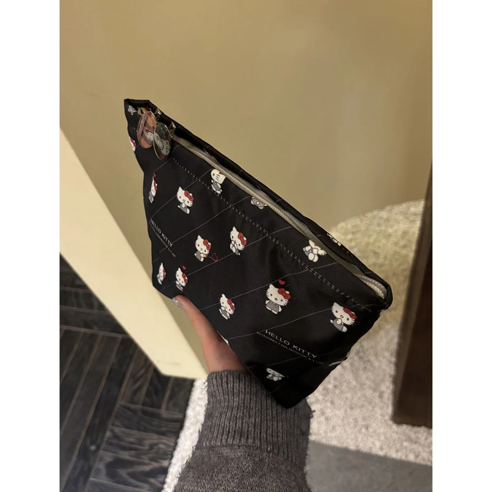 Sanrio Sweet Cool Black Hello Kitty Cosmetic Bag Large-capacity Waterproof Washing Bags Portable Storage Cosmetic Bag Girl