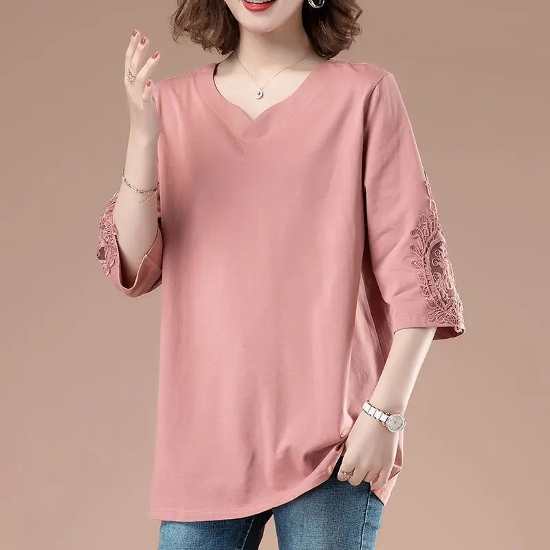 Plus Size Embroidery Hollow Out Tops Tees Summer New Half Sleeve V Neck Solid Color Loose T Shirts Casual Vintage Women Clothing