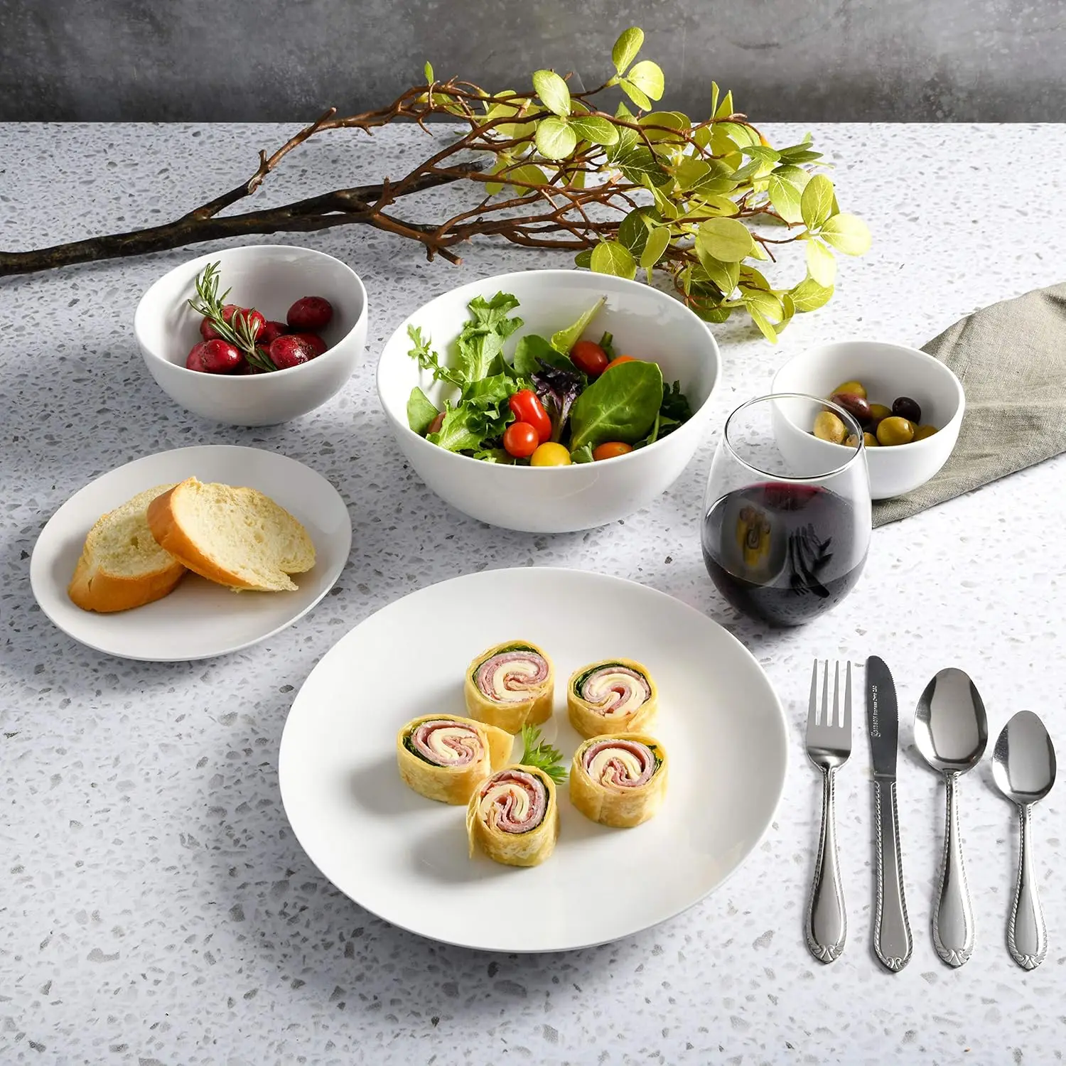 All U Need 60 قطعة من الأطباق والأوعية والأواني الزجاجية والشوك والملاعق والسكاكين (خدمة لـ 6) مجموعة أواني الطعام