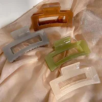 Plastic Transparent Large Size Hair Claw Fashion Ladies Hair Clips Women Hair Accessories Headwear Ponytail Hairpins Headwear 3