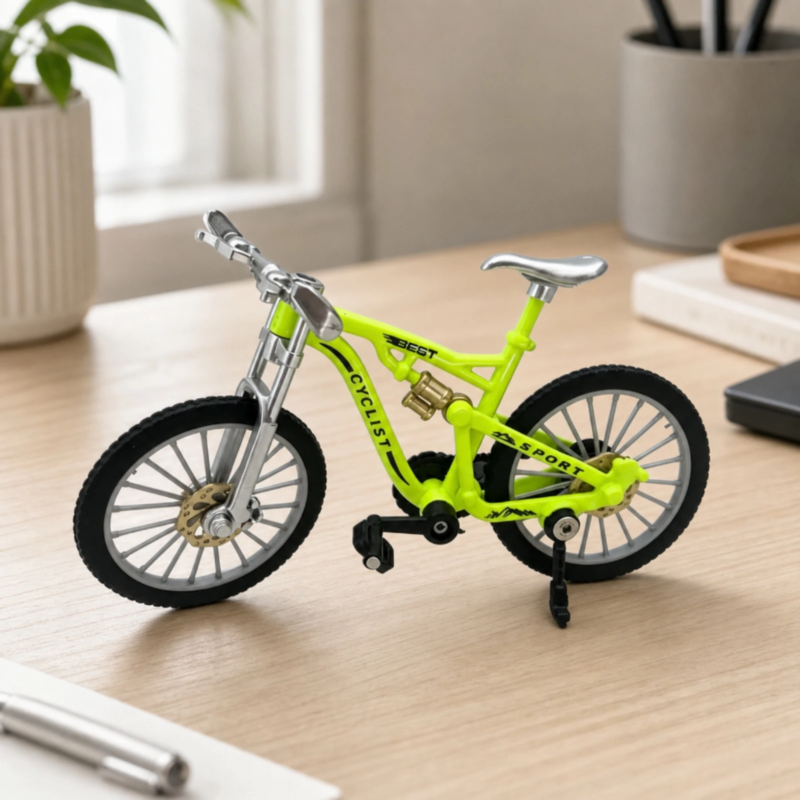 Two-Wheeler Model with Display Base Realistic Miniature Bike Model Miniature Two-Wheeler Model Detailed Ornament Collectible