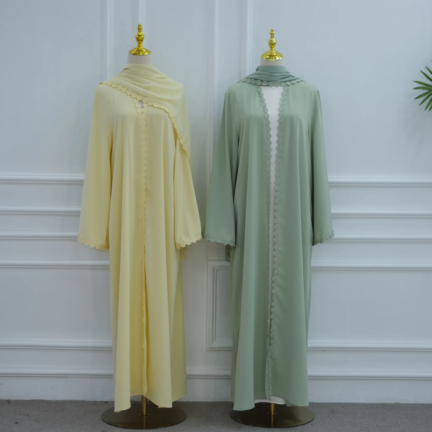 

2026 Dubai Embroidery Open Kimono Abbayas for Woman Dress Abayo Abaya Hijab Muslim Jalabiya Kaftan Robe Femme Musulmane Kebaya