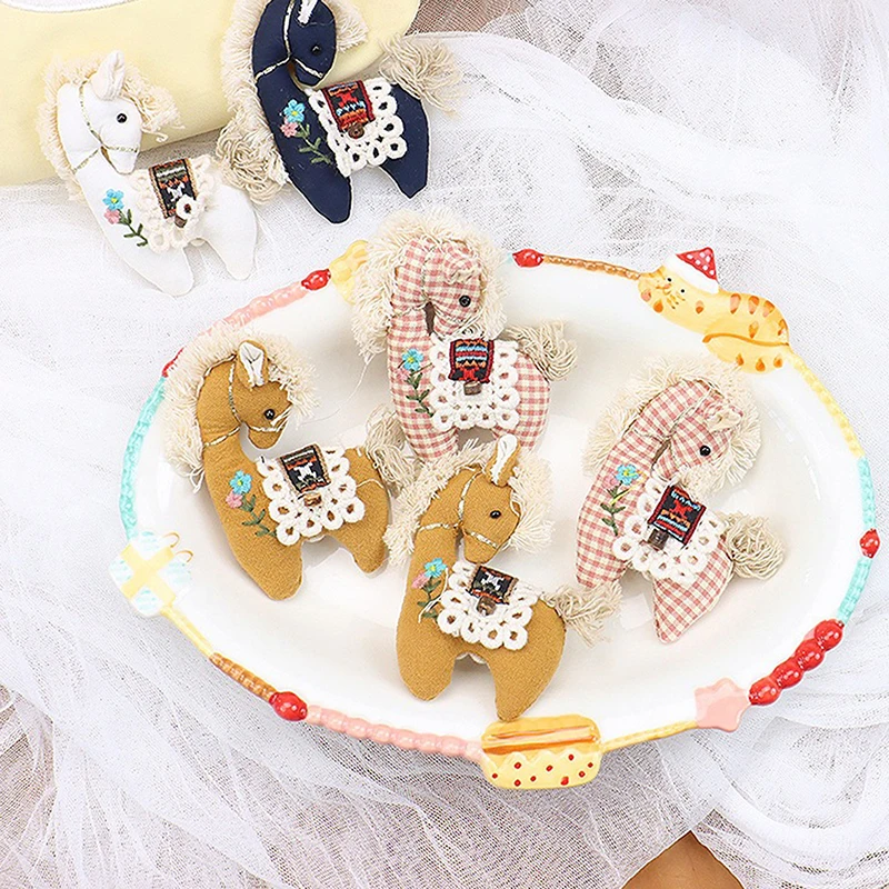 Cute Fabric Pink Plaid Pony Cartoon Stuffed Embroidered Animal Brooch Accessor For Clothing Accessories