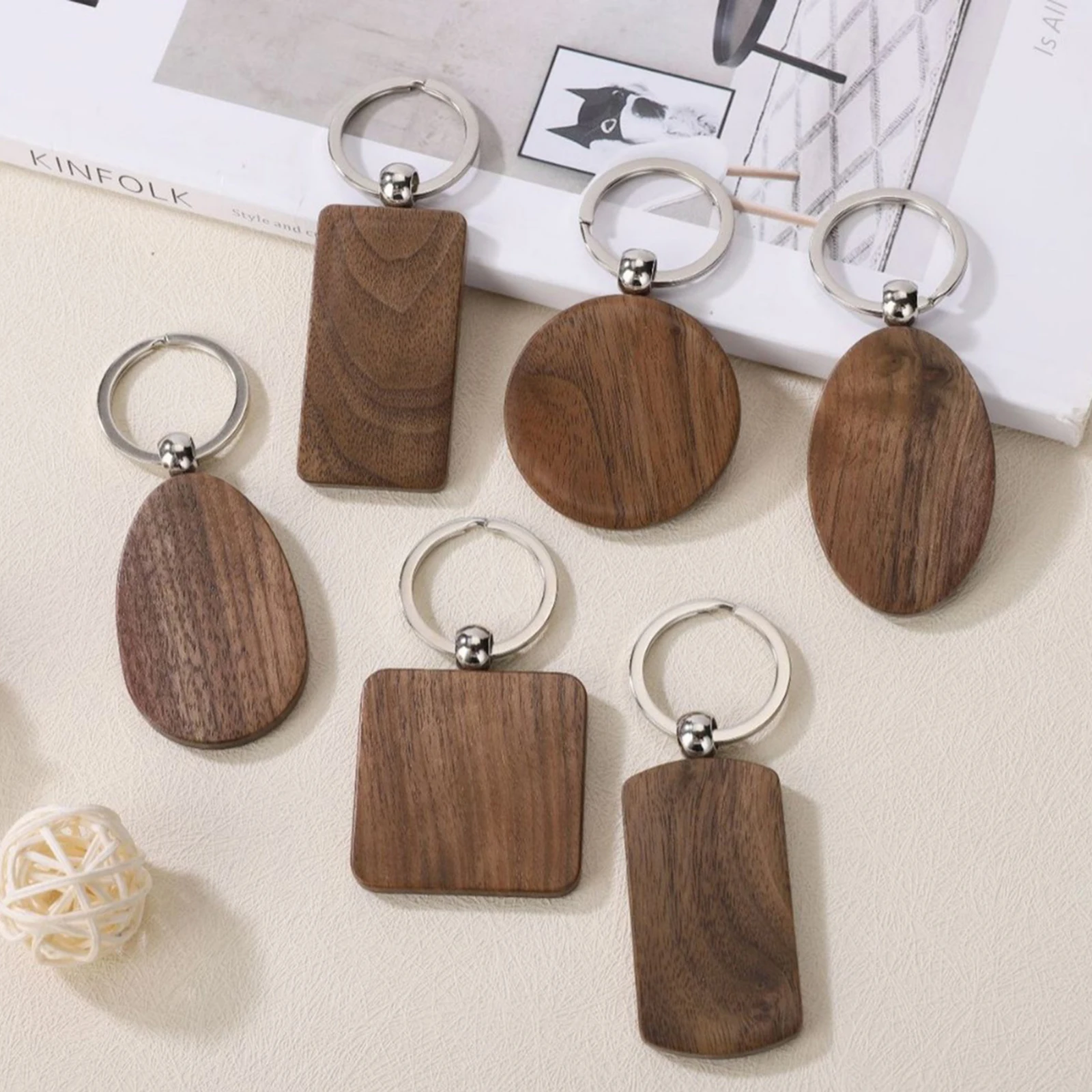 3Pcs Round Rectangular Wood Keychains Blank Walnut Wooden Keyrings Suitable for Laser Engraving DIY ID Tags Craft Gift Pendants