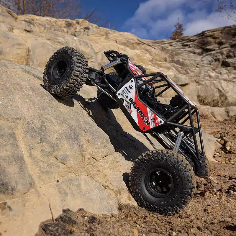 

Аксессуары для радиоуправляемых моделей: Axial RC Rock Crawler 1/8 AXP8 Gilamon 2.2 4WD Brushed 3S Electric RTR — внедорожный грузовик для любителей радиоуправляемых моделей.