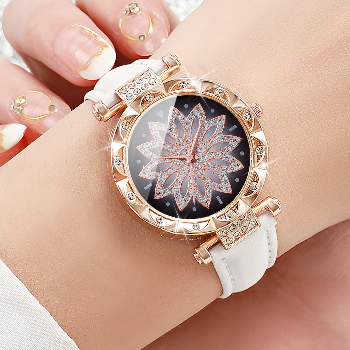 3pcs/set Women Fashion Leather Strap Flower Dial Quartz Watch Black White Pink Set